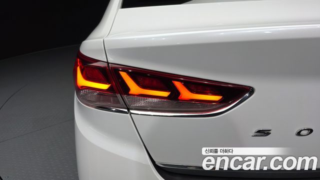 Hyundai Sonata 2020 — photo 9