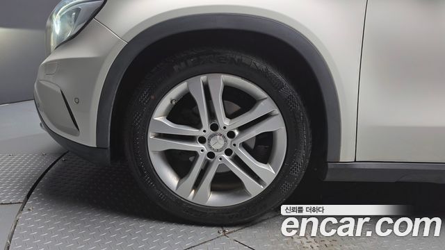Mercedes-Benz GLA-Class 2016 — photo 5