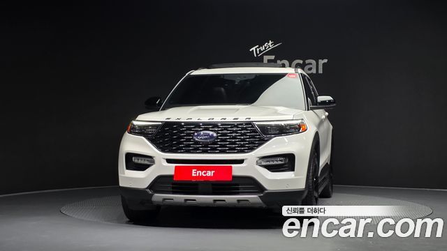 Ford Explorer 2022 — photo 3