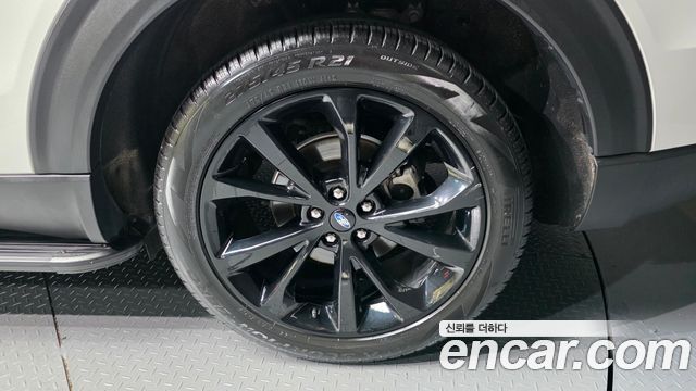 Ford Explorer 2022 — photo 5