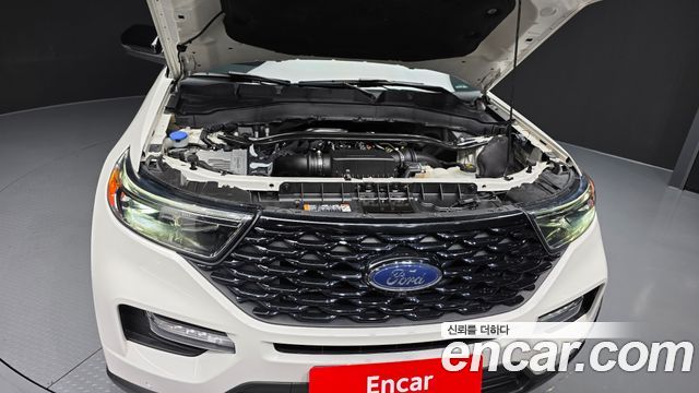 Ford Explorer 2022 — photo 6