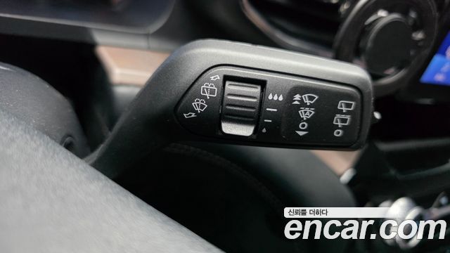 Ford Explorer 2022 — photo 32