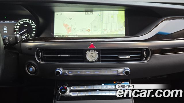Genesis G90 2019 — photo 12
