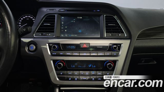 Hyundai Sonata 2015 — photo 13