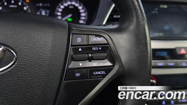 Hyundai Sonata 2015 — photo 16