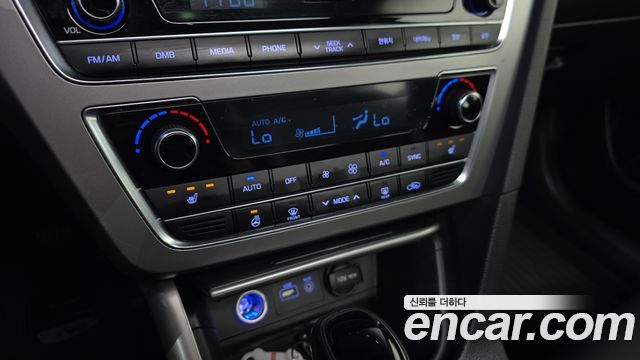 Hyundai Sonata 2015 — photo 18