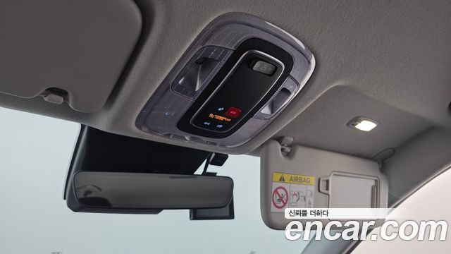 Hyundai Kona 2023 — photo 24