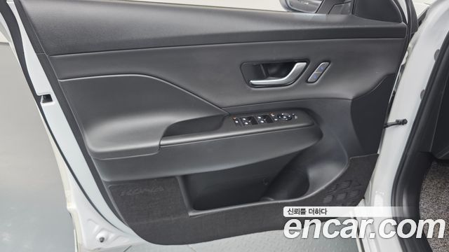 Hyundai Kona 2023 — photo 14