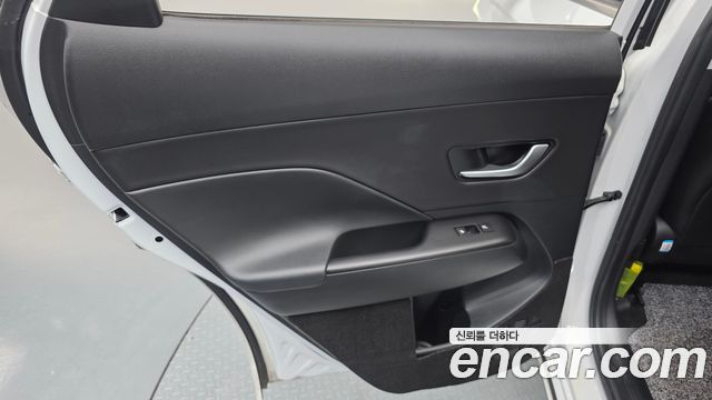 Hyundai Kona 2023 — photo 15