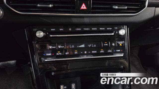 Kia K7 2020 — photo 31