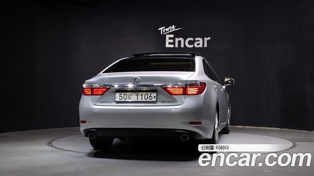 Lexus ES 2013 — photo 4