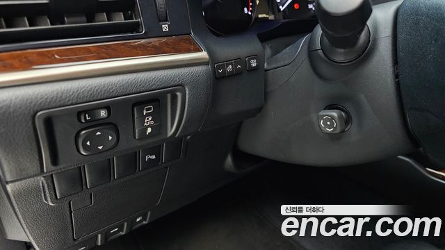 Lexus ES 2013 — photo 20