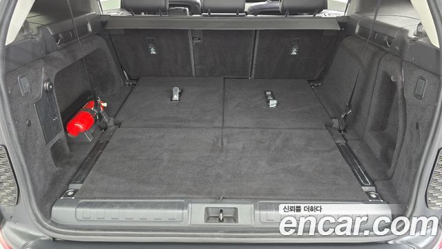 Land Rover Discovery 2018 — photo 19