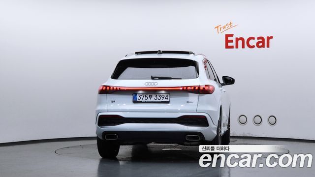 Audi Q5 2025 — photo 4