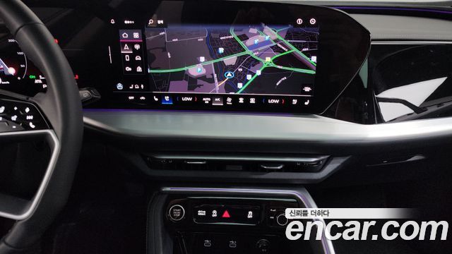 Audi Q5 2025 — photo 18