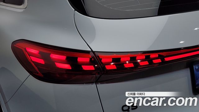 Audi Q5 2025 — photo 9