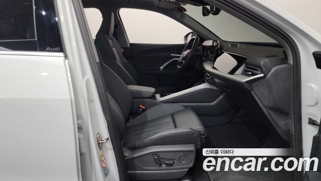 Audi Q5 2025 — photo 16