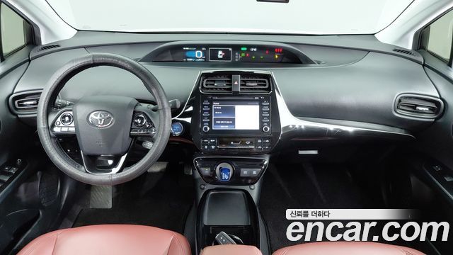 Toyota Prius 2022 — photo 5