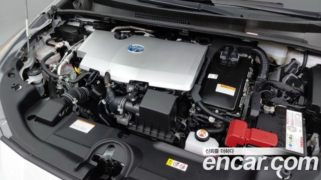 Toyota Prius 2022 — photo 19