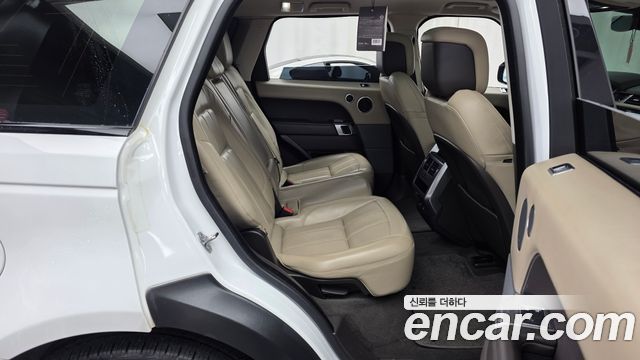 Land Rover Range Rover Sport 2018 — photo 12