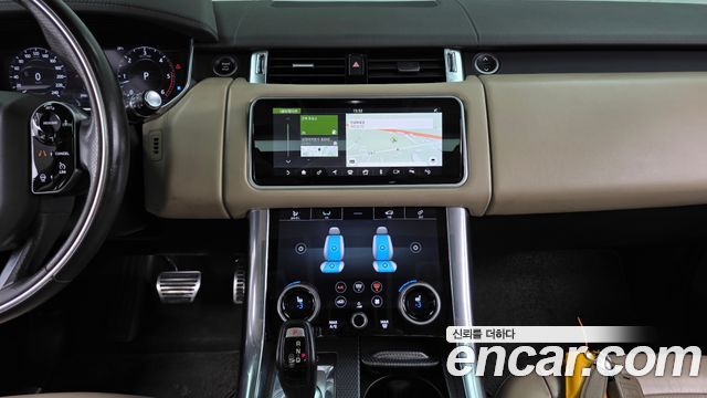 Land Rover Range Rover Sport 2018 — photo 14