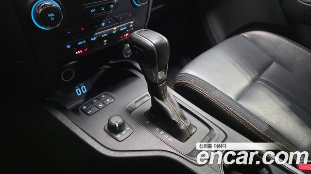 Ford Ranger 2021 — photo 12