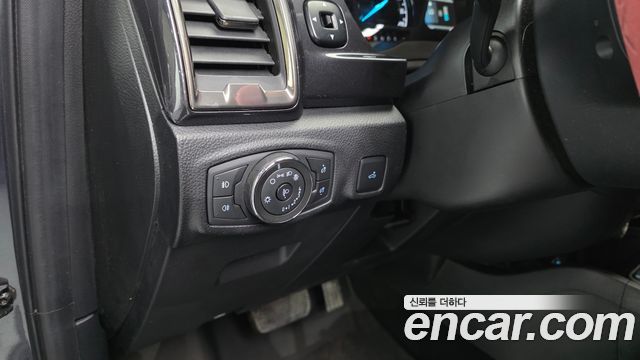 Ford Ranger 2021 — photo 28