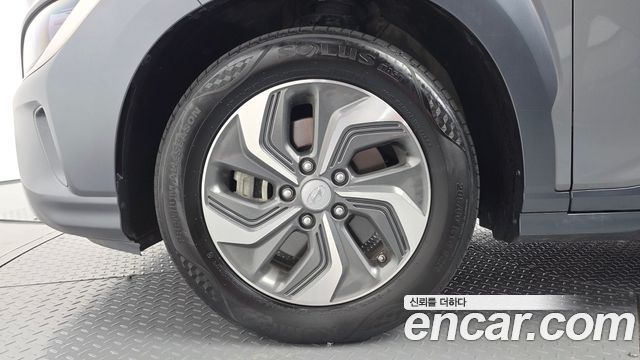 Hyundai Kona 2023 — photo 5