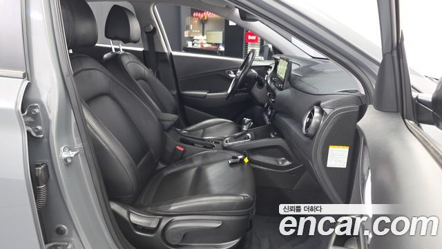 Hyundai Kona 2023 — photo 17