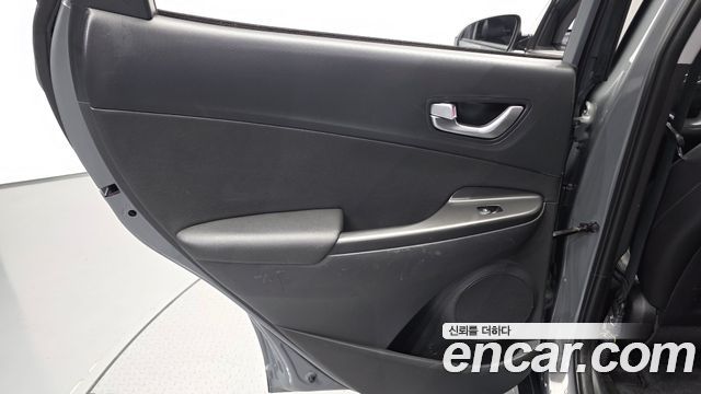 Hyundai Kona 2023 — photo 15