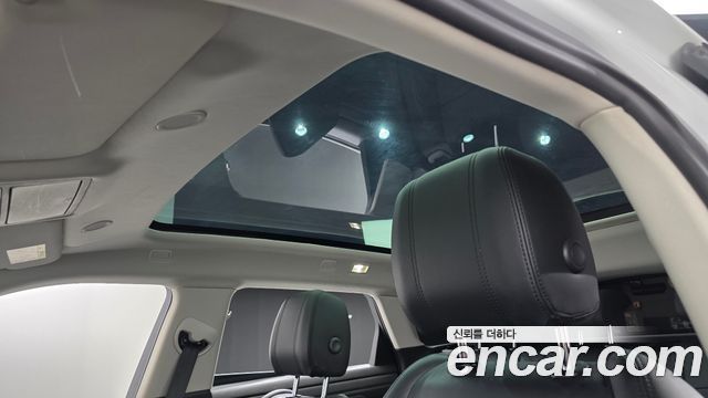 Land Rover Range Rover Evoque 2021 — photo 17