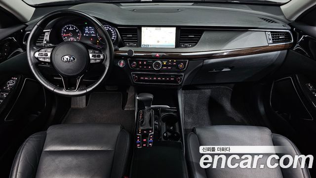 Kia K7 2018 — photo 10
