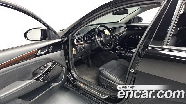 Kia K7 2018 — photo 13