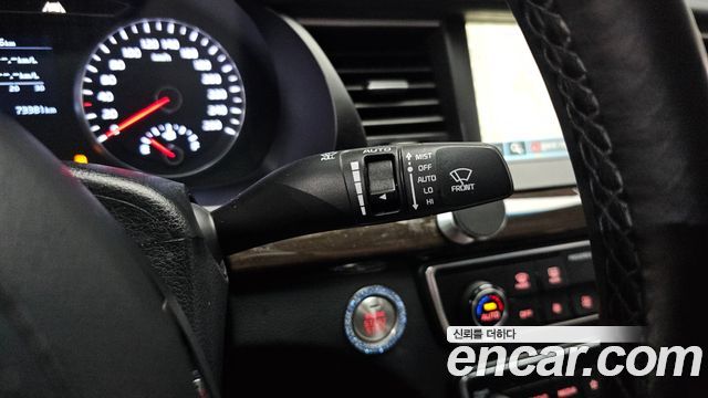 Kia K7 2018 — photo 24