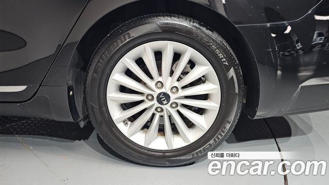 Kia K7 2018 — photo 7