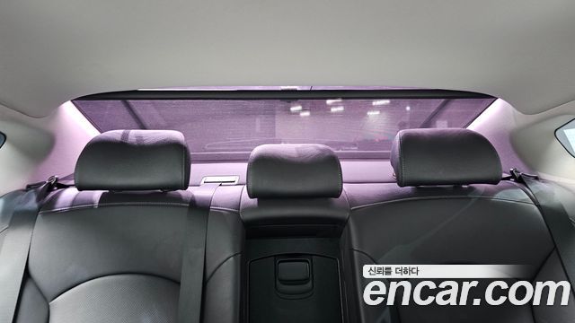 Kia K7 2018 — photo 32
