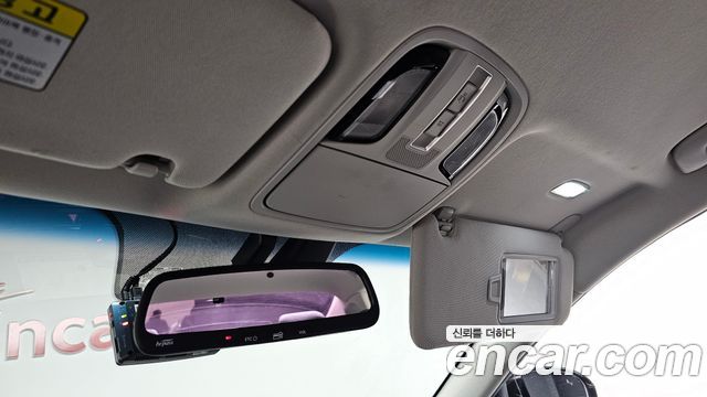 Kia K7 2018 — photo 33