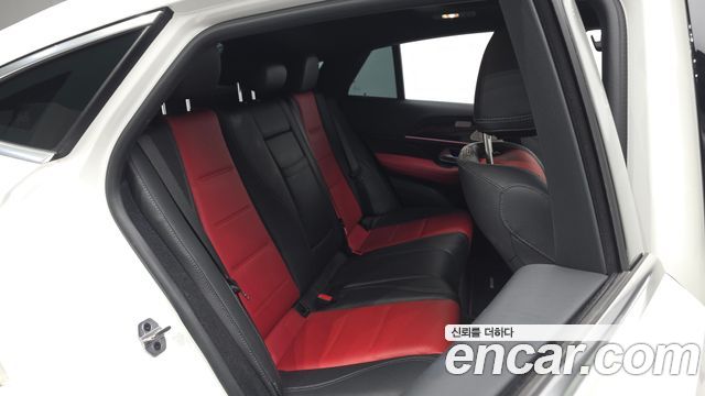 Mercedes-Benz GLE-Class 2023 — photo 17