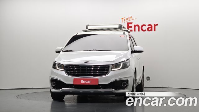 Kia Canival 2017 — photo 3