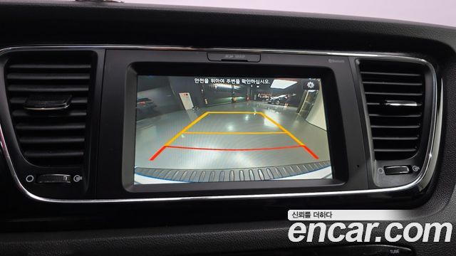 Kia Canival 2017 — photo 22