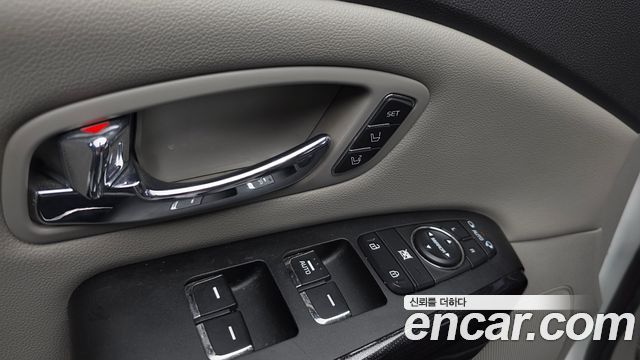 Kia Canival 2017 — photo 29