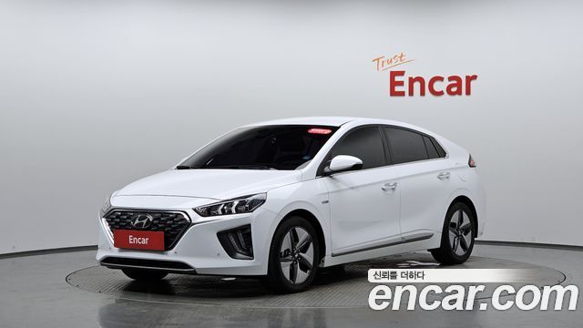 Hyundai Ioniq 2020 — photo 31