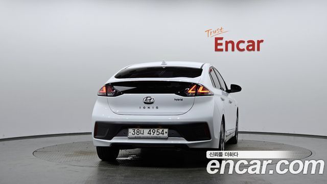 Hyundai Ioniq 2020 — photo 4