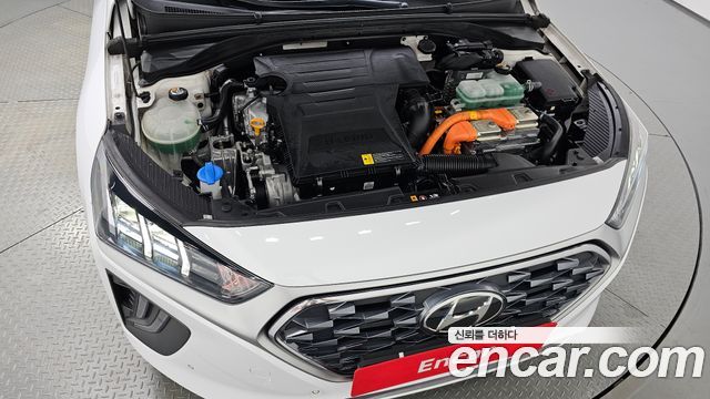 Hyundai Ioniq 2020 — photo 6