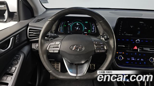Hyundai Ioniq 2020 — photo 19