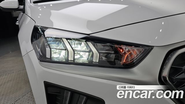 Hyundai Ioniq 2020 — photo 8