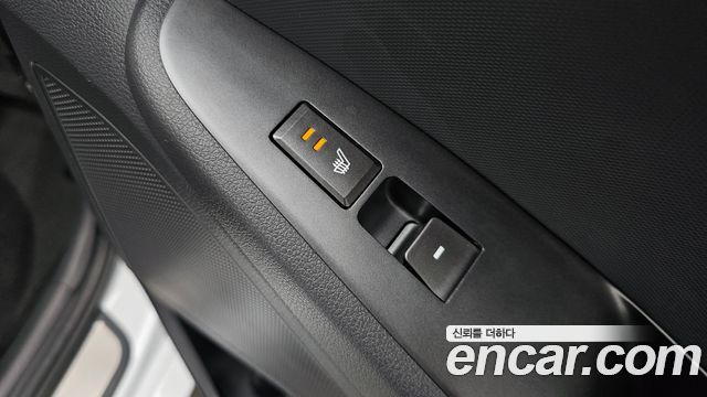 Hyundai Ioniq 2020 — photo 29