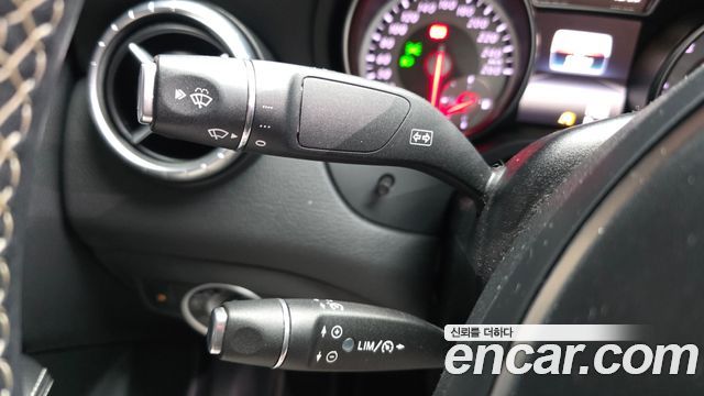 Mercedes-Benz CLA-Class 2016 — photo 14