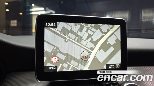 Mercedes-Benz CLA-Class 2016 — photo 15