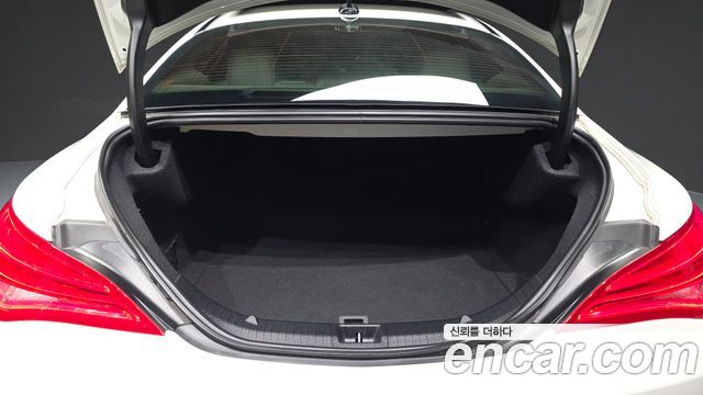 Mercedes-Benz CLA-Class 2016 — photo 20